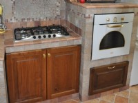 Particolare di una cucina in muratura